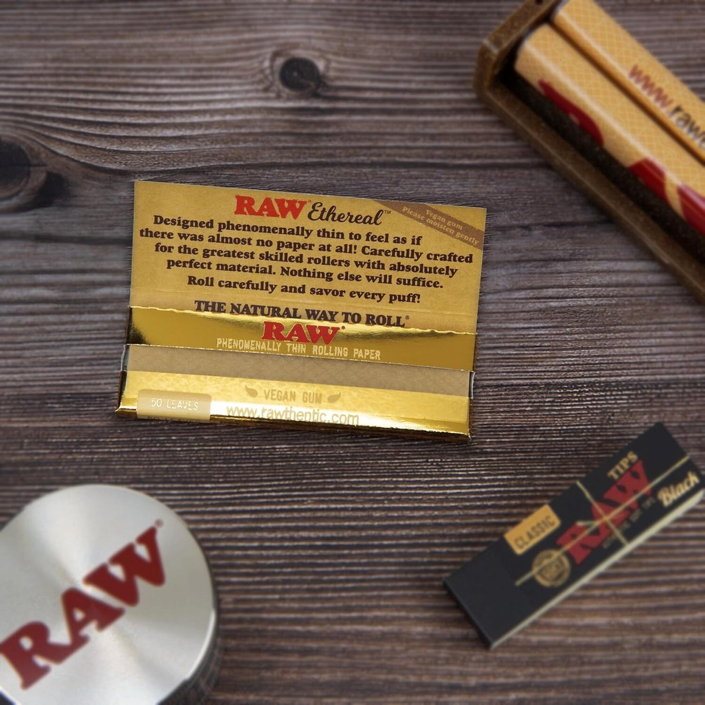 1 x RAW Ethernal 1 1/4 Rolling Papers, Gold Edition (Pack of 50 Leaves)