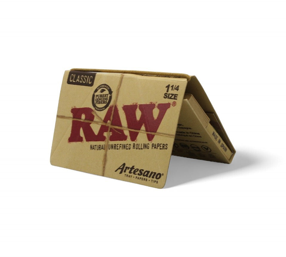 Box of 15 Raw 1 1/4 Size Slim Artesano - Tray, Papers, Tips