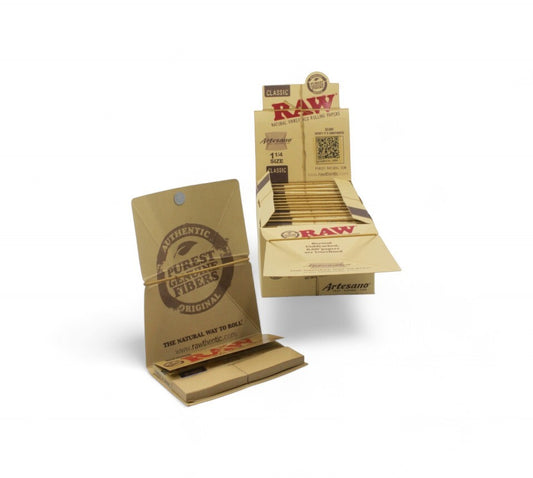 Box of 15 Raw 1 1/4 Size Slim Artesano - Tray, Papers, Tips